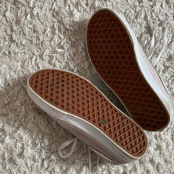 Vans Old Skool women’s size 6.5.  Rose smoke - Picture 2 of 3
